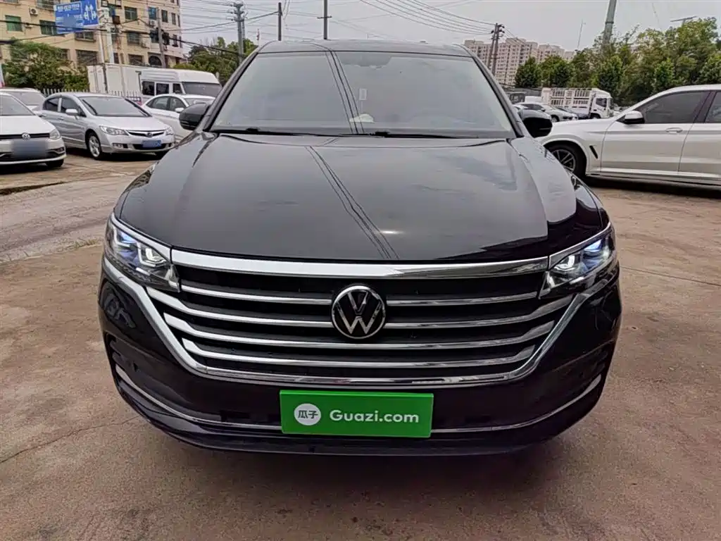Volkswagen Viloran 2020 330TSI Luxury Edition фото 3