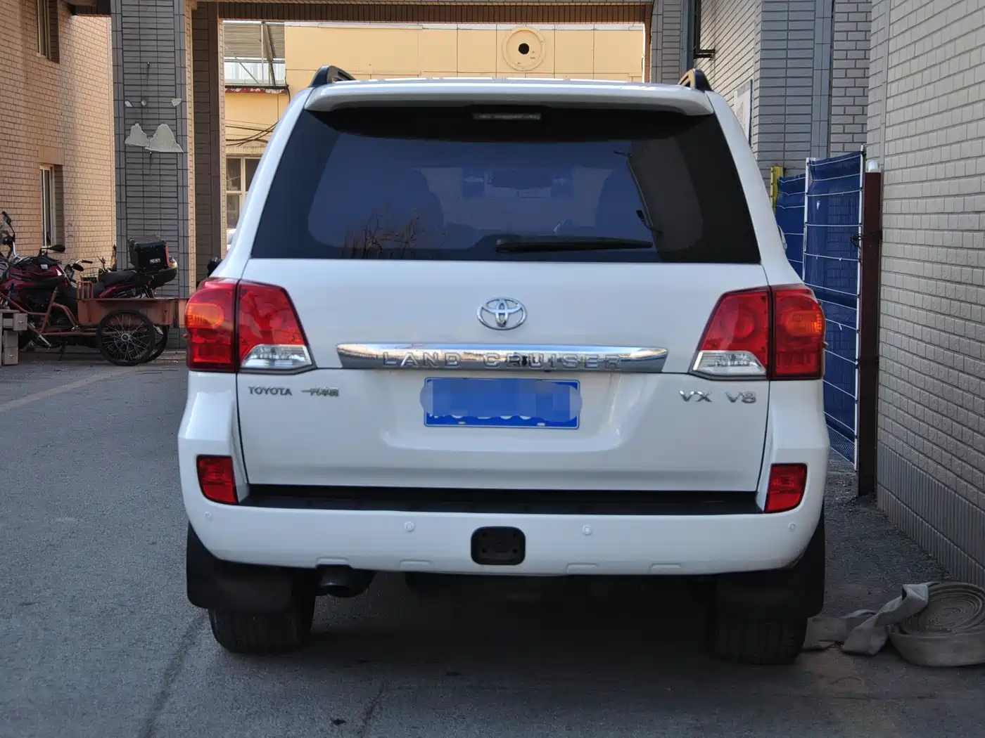 Toyota Land Cruiser 2012 4.6L Automatic VX фото 5