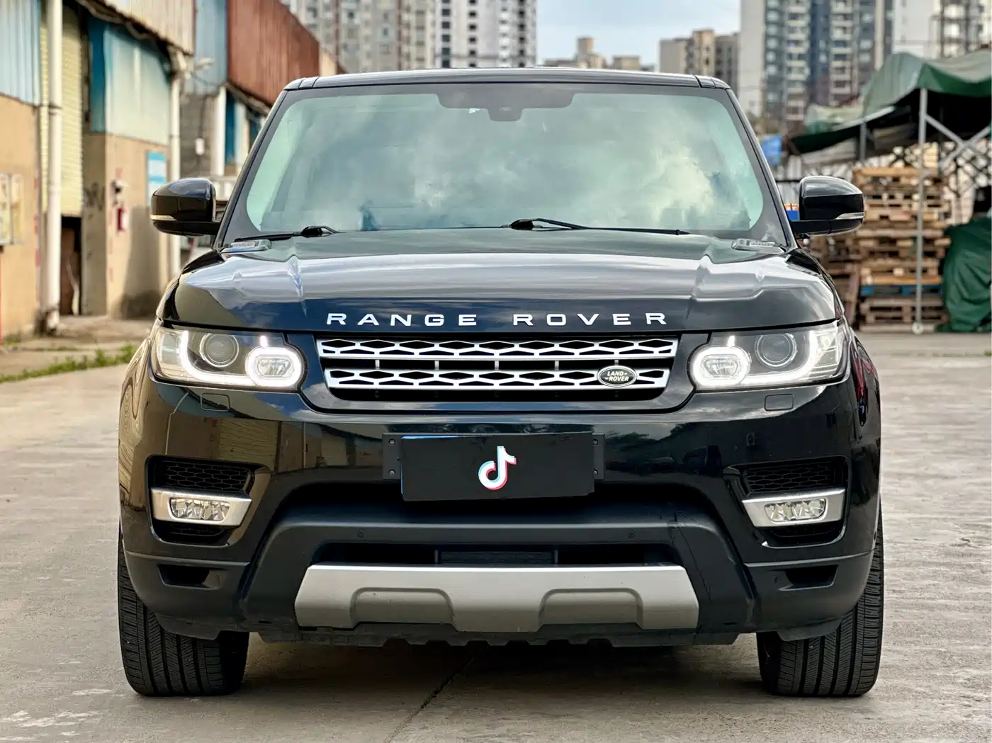 Land Rover Range Rover Sport фото 2