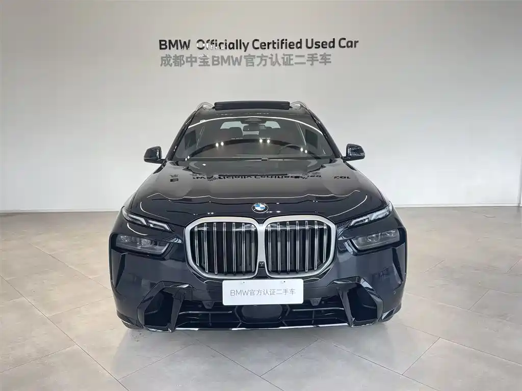 BMW X7 2023 xDrive40i Exclusive M Sport Package фото 5