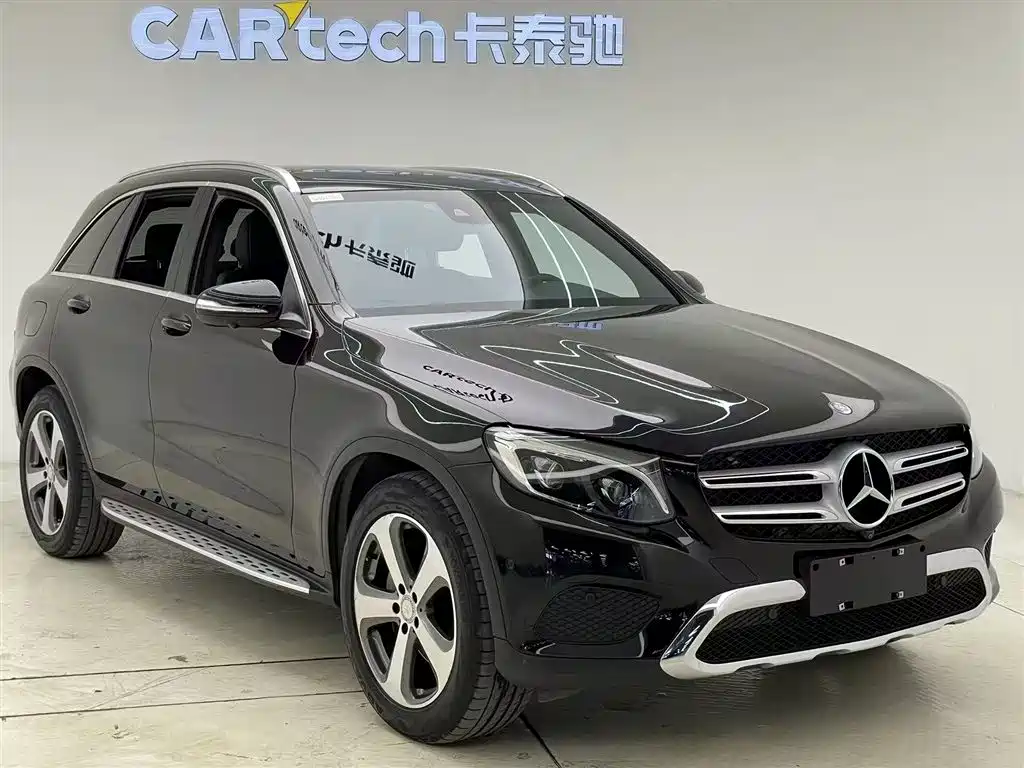 Mercedes-Benz GLC 2018 Facelift GLC 300 4MATIC Dynamic фото 8