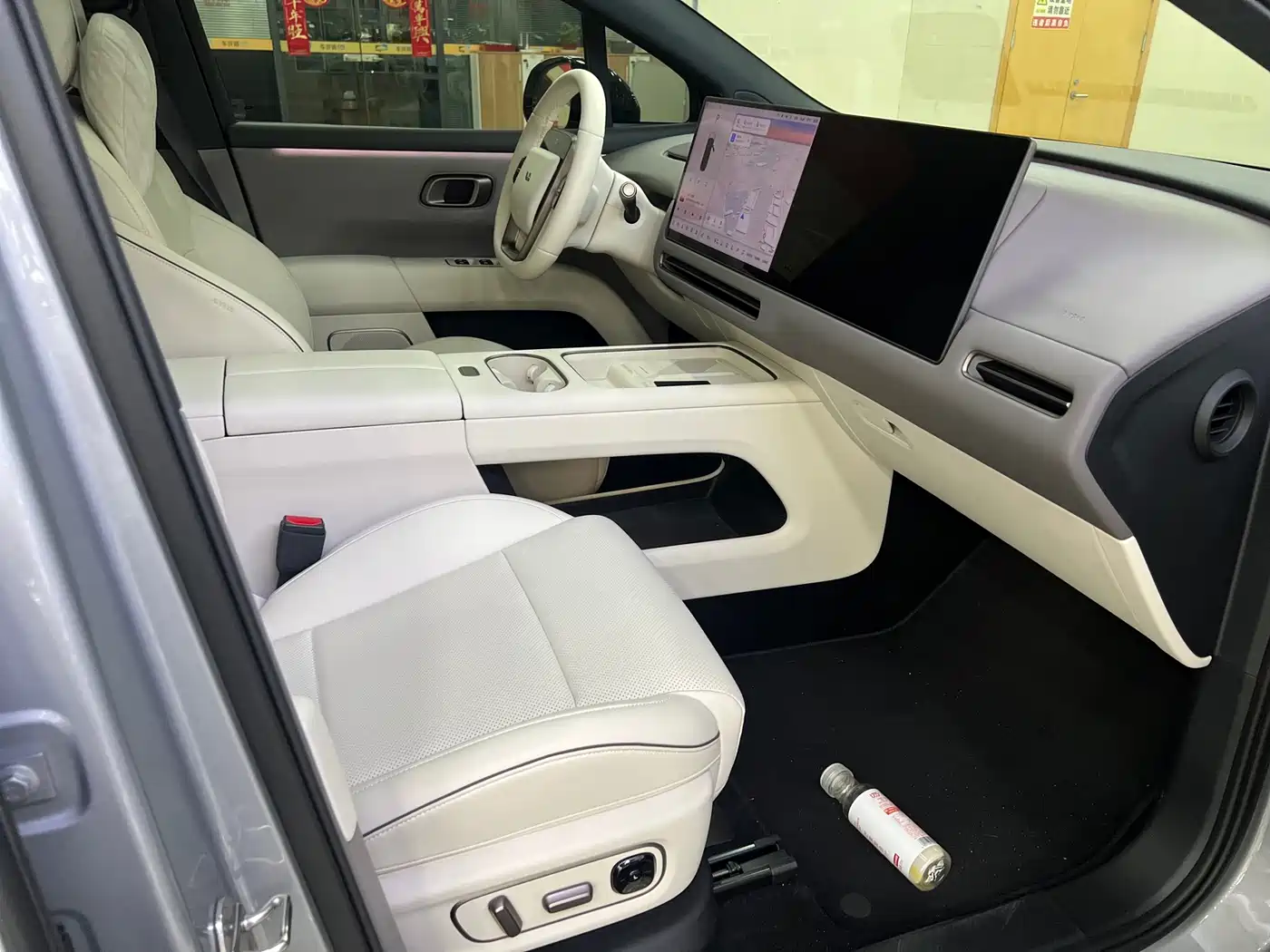 Li Auto i6 2025 2025 4WD Base Model
