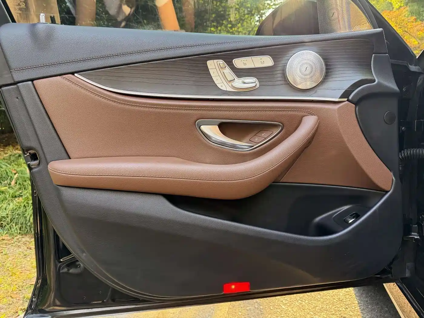 Mercedes-Benz E-Class 2021 E 300 L Sport Fashion фото 14