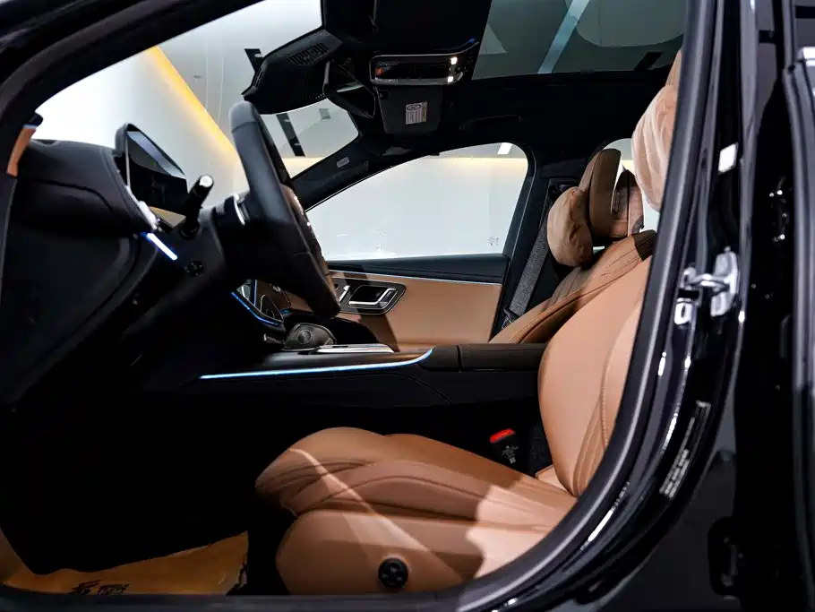 Mercedes-Benz E-Class 2026 2026 E 300 L Luxury