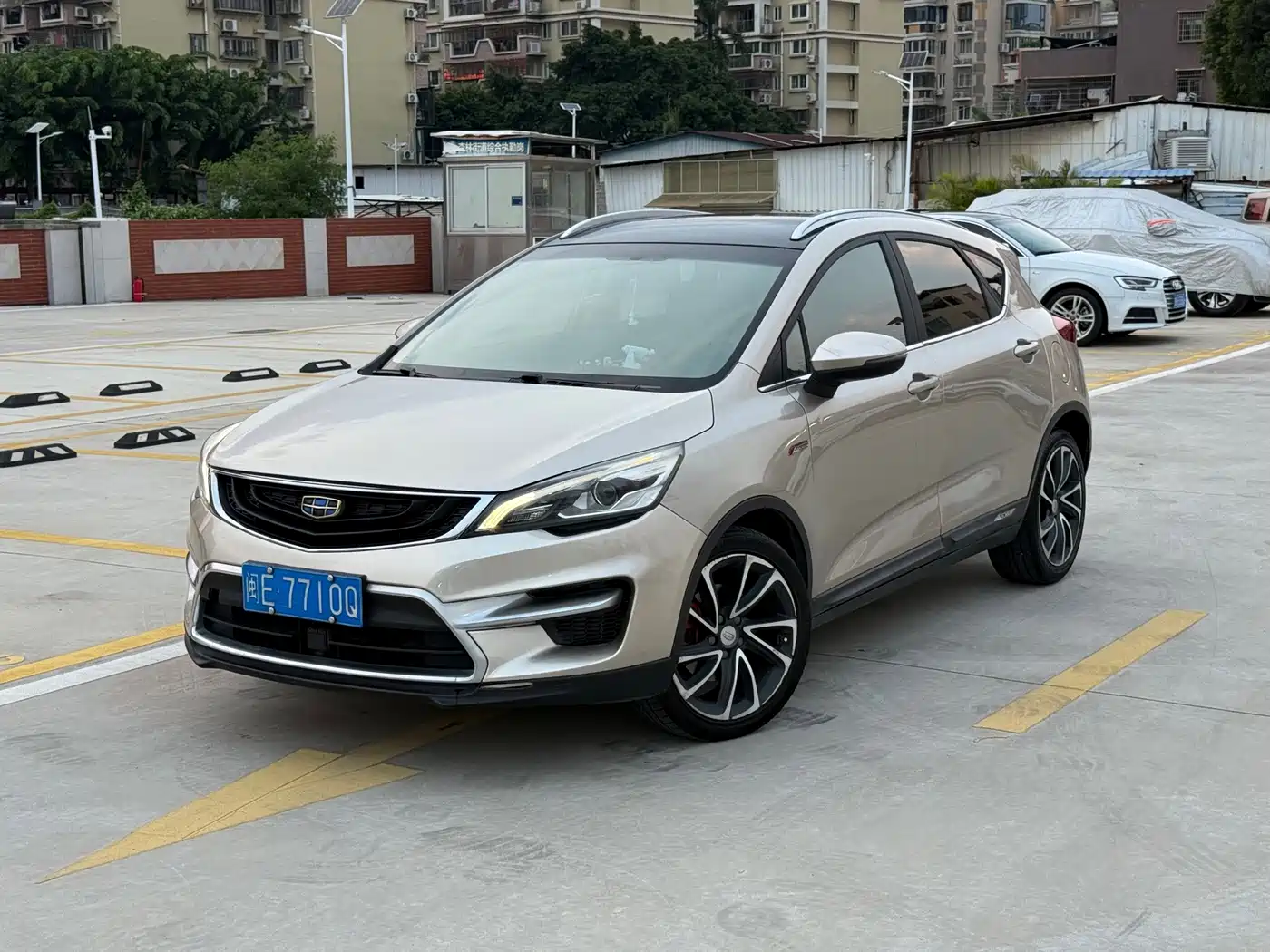 Photo 1 - Geely Emgrand GS