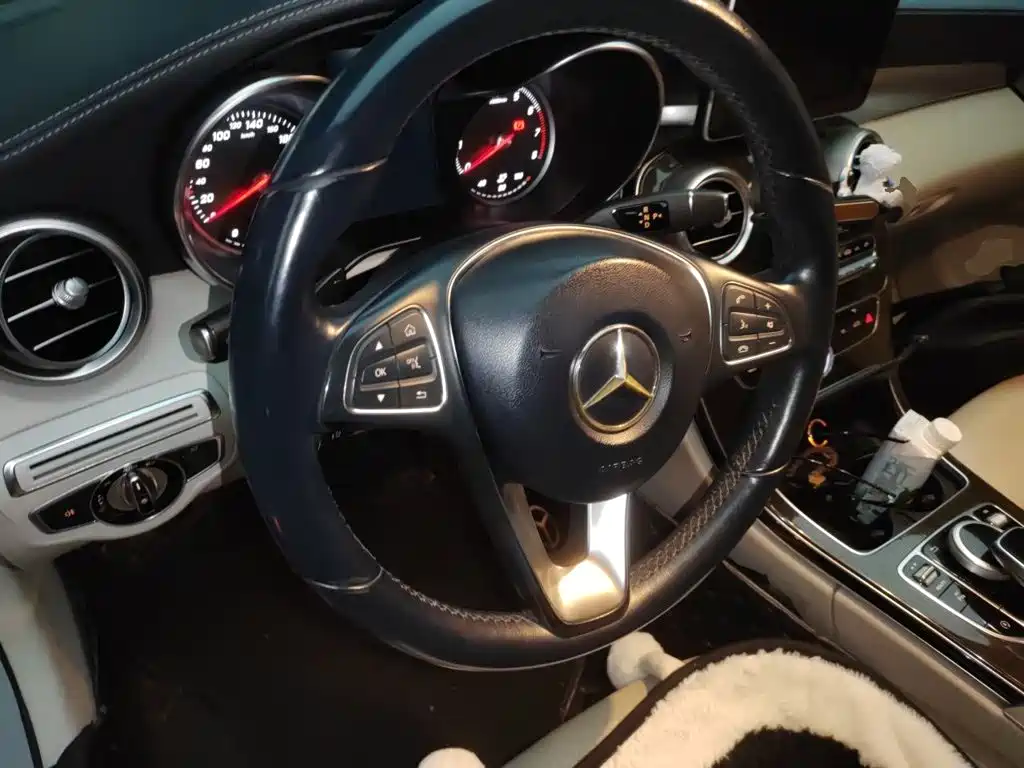 Фото 3 - Mercedes-Benz C-Class