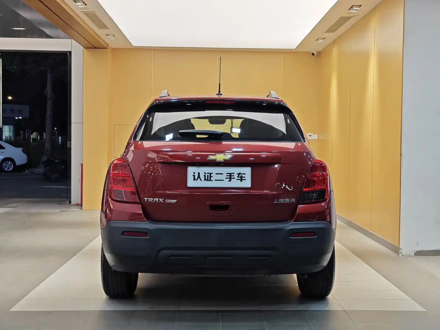 Chevrolet Trax 2016 1.4T Automatic 2WD Comfort Sunroof Edition фото 27