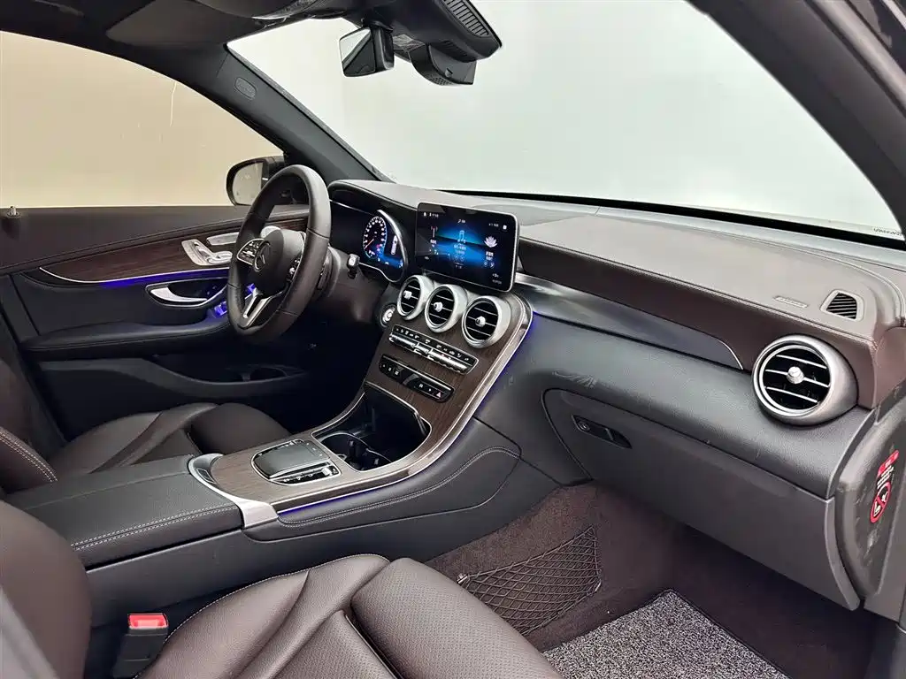 Mercedes-Benz GLC 2020 GLC 300 L 4MATIC Luxury фото 11