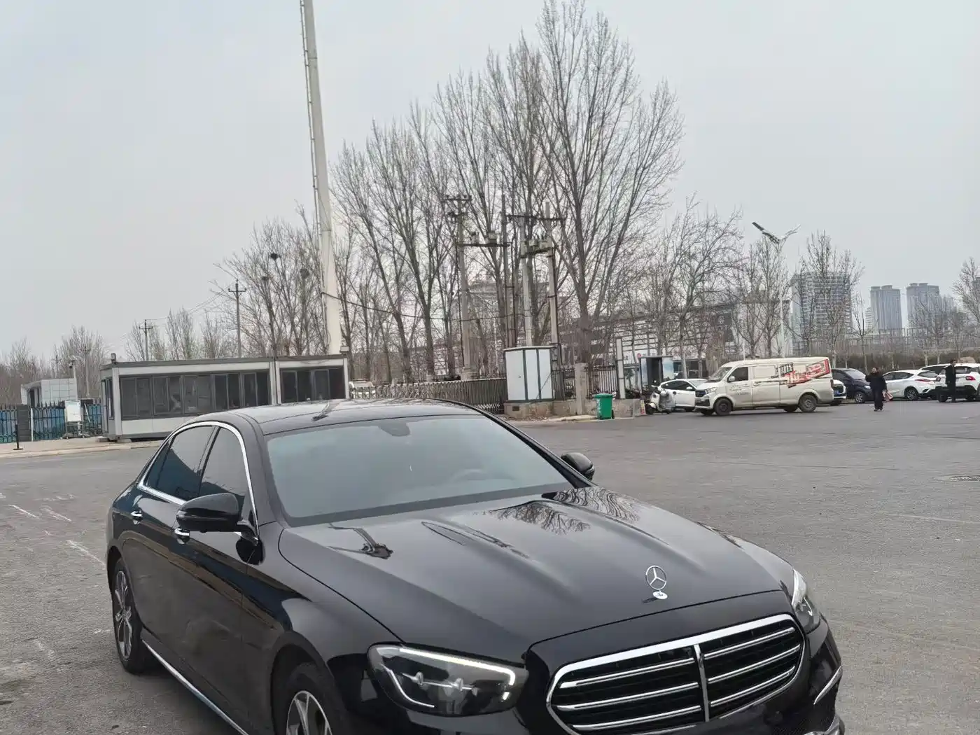 Mercedes-Benz E-Class 2023 Facelift E 300 L Luxury фото 2