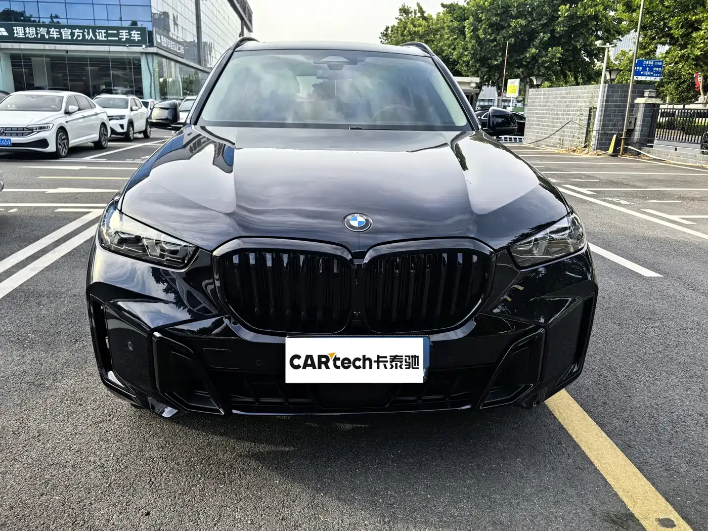BMW X5 2026 xDrive 30Li Luxury M Sport Night Edition Package