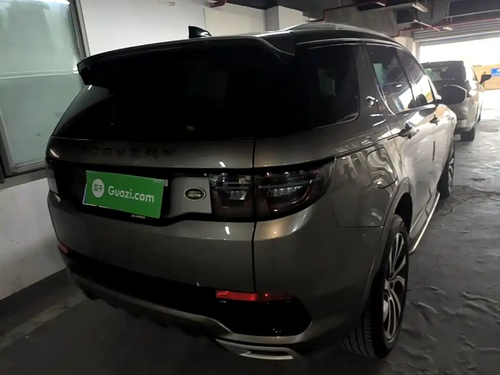 LAND ROVER DISCOVER SPORTS