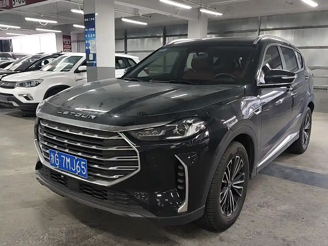 Jetour X70 PLUS 2023 1.5T DCT Warrior PLUS 5-seater
