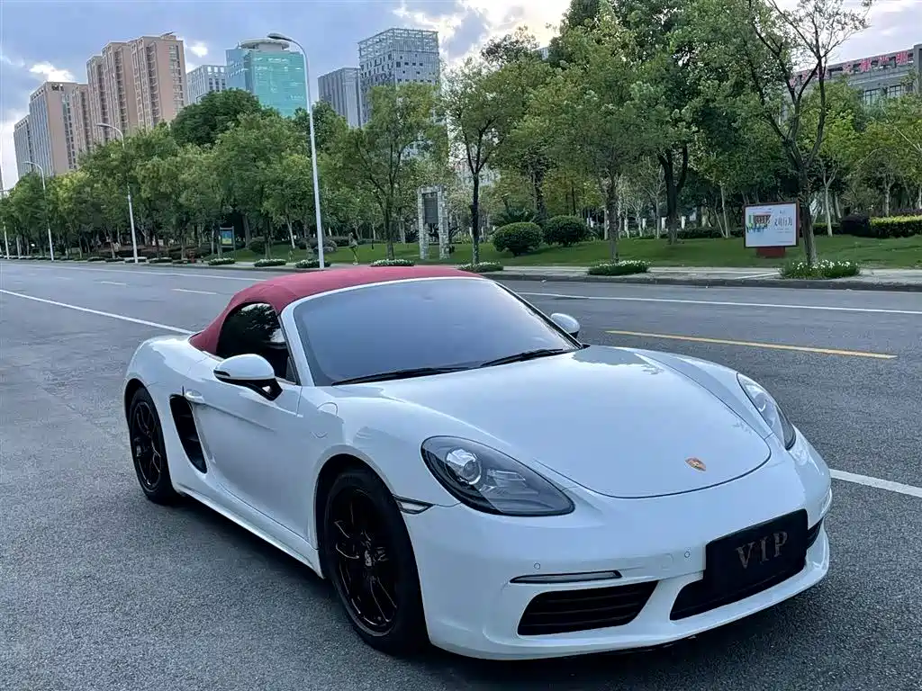 Porsche 718 2018 Boxster 2.0T фото 3