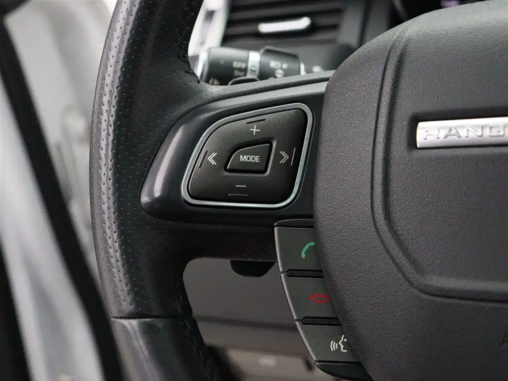 Land Rover Range Rover Evoque (Import) 2013 2.0T 5-door Dynamic Edition фото 16