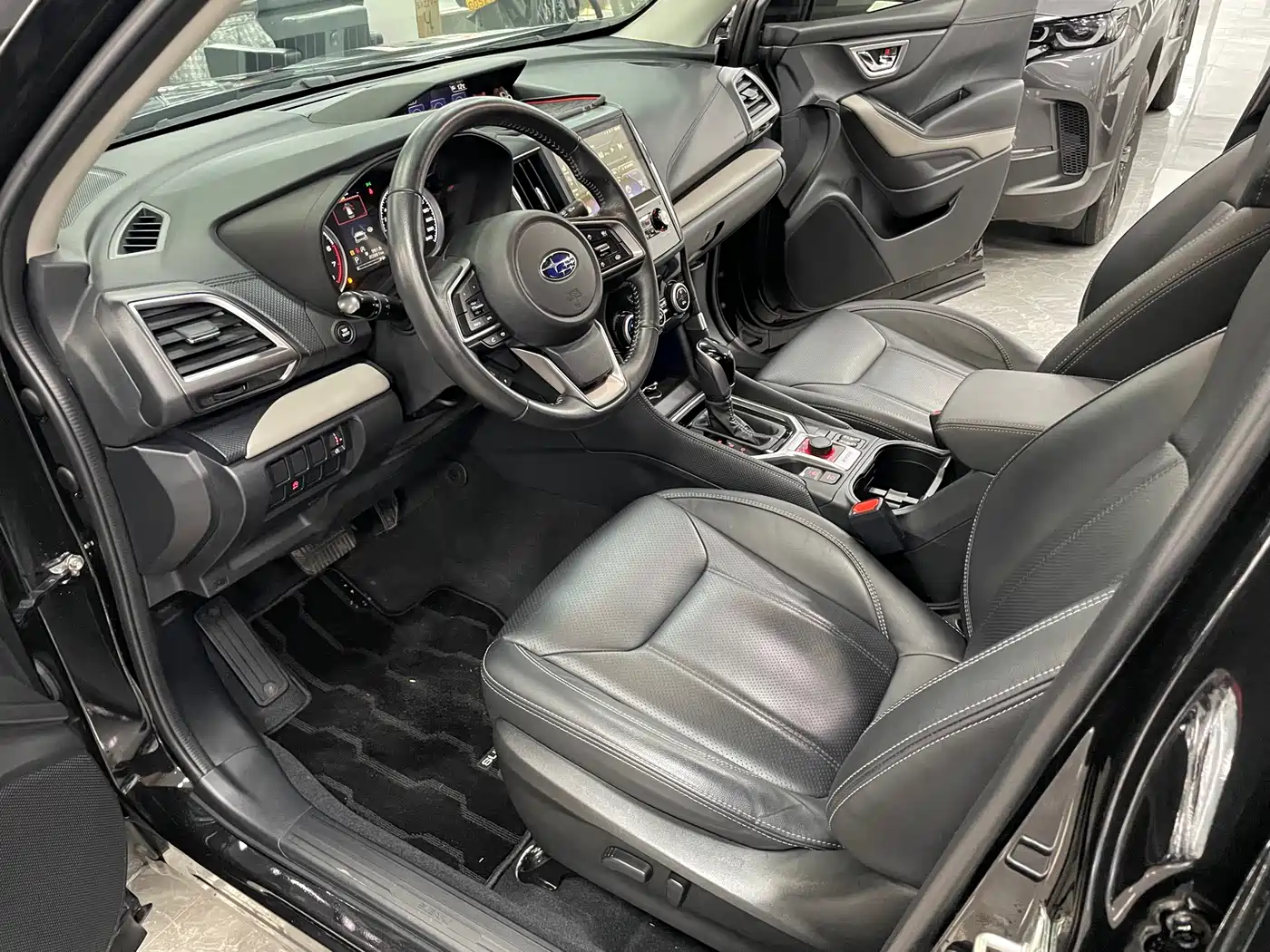 Subaru Forester 2022 2.0i AWD Luxury Edition with EyeSight фото 6
