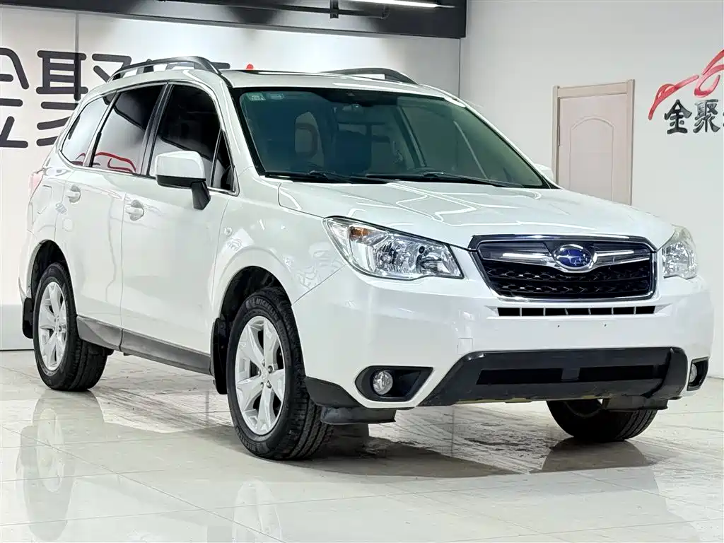 Subaru Forester 2014 2.5i Automatic Elite Edition фото 3