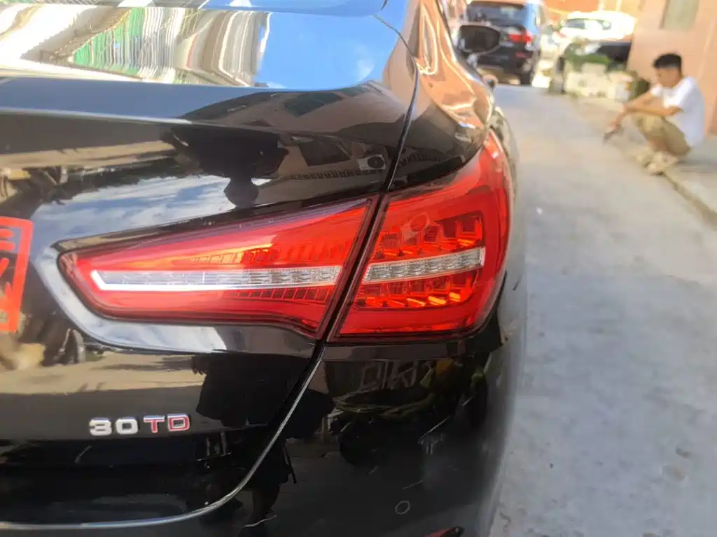 Hongqi H5 2018 2018 30TD Smart Connect Agile Edition