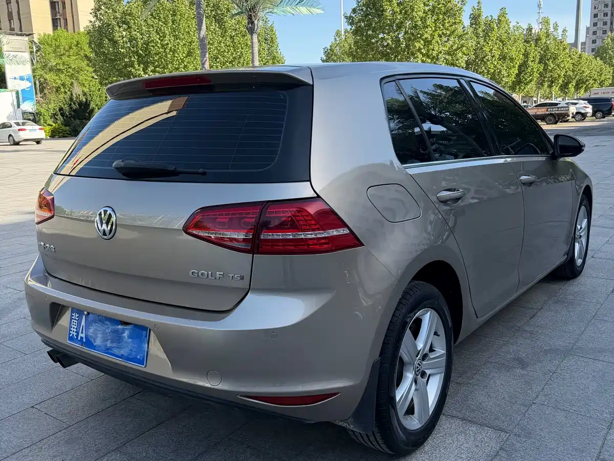 Volkswagen Golf 2015 1.4TSI Automatic Comfort фото 6