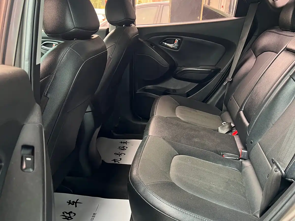 Hyundai Beijing Hyundai ix35 2013 2.0L Auto 2WD Smart GLS China IV фото 6