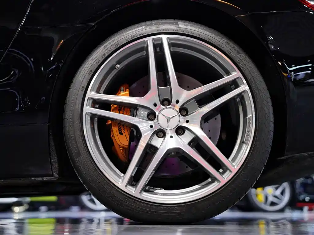 Mercedes-Benz SLS AMG 2013 2011 SLS AMG