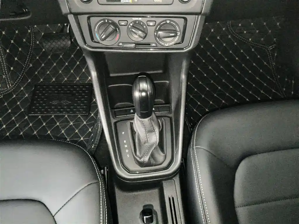 Volkswagen Santana 2021 1.5L Automatic Trend Edition фото 14