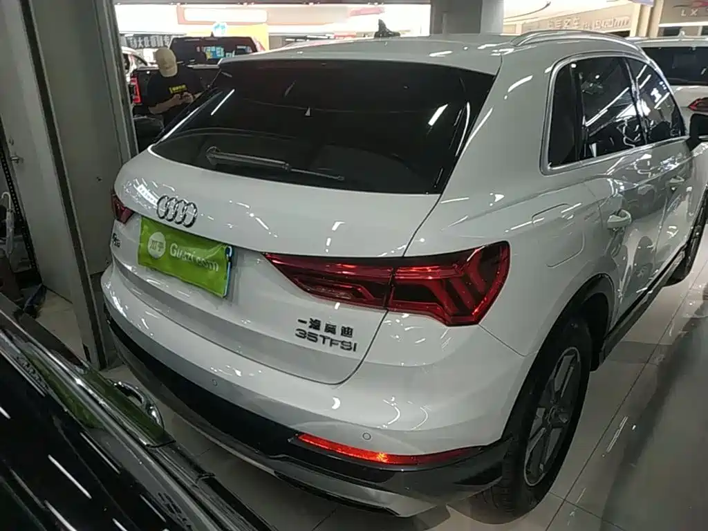 Audi Q3 2021 35 TFSI Progressive Elegance фото 6
