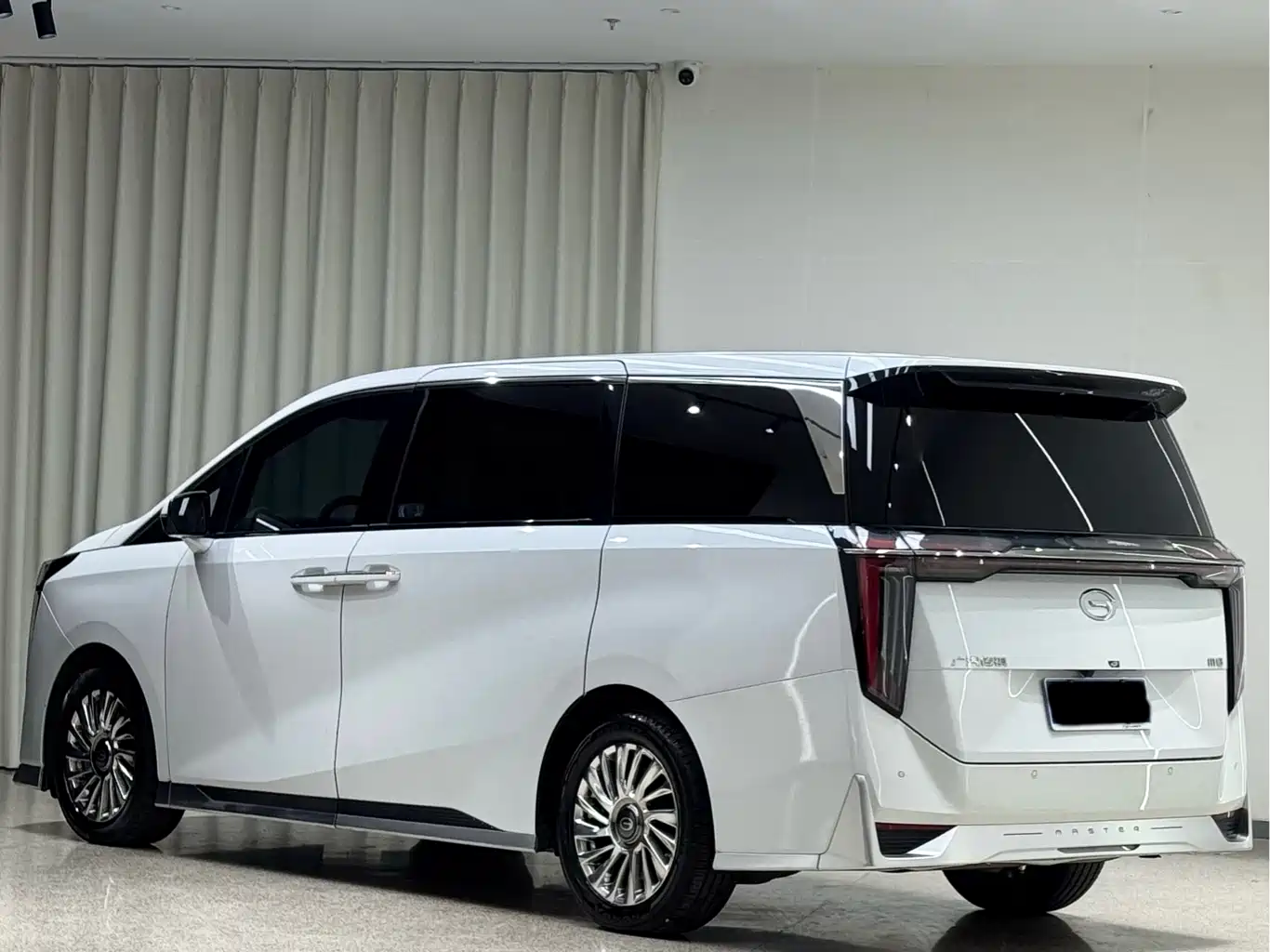 GAC Trumpchi Trumpchi M8 2023 Model Master Series 400T Flagship Edition фото 4