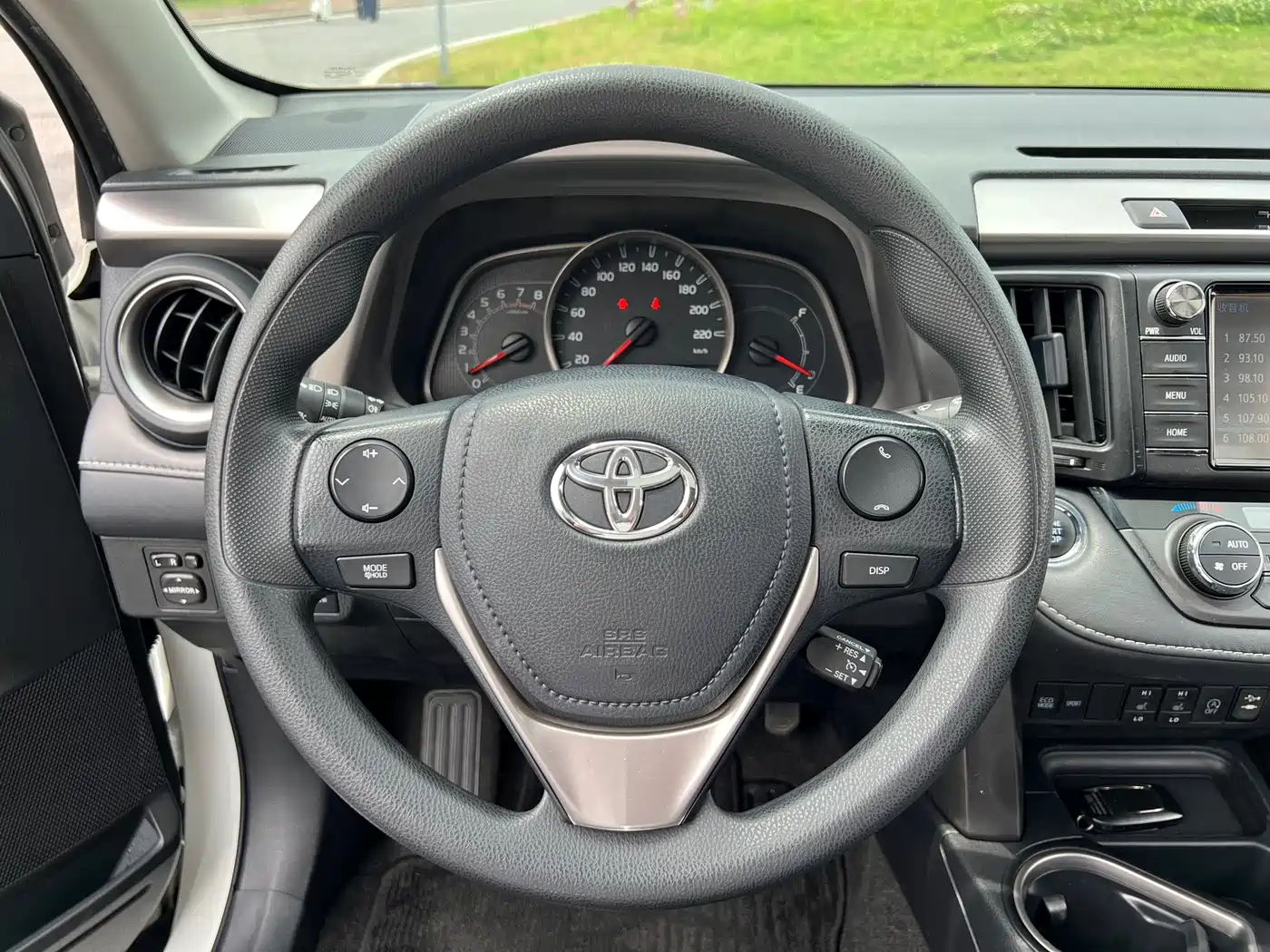 Toyota RAV4 Rongfang 2016 2.0L CVT 2WD Comfort (China V) фото 13