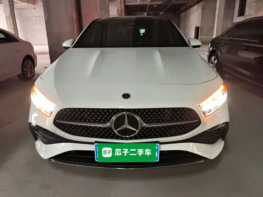 Mercedes-Benz A-Class 2022 Facelift III A 200 L Sport Sedan Fashion фото 3
