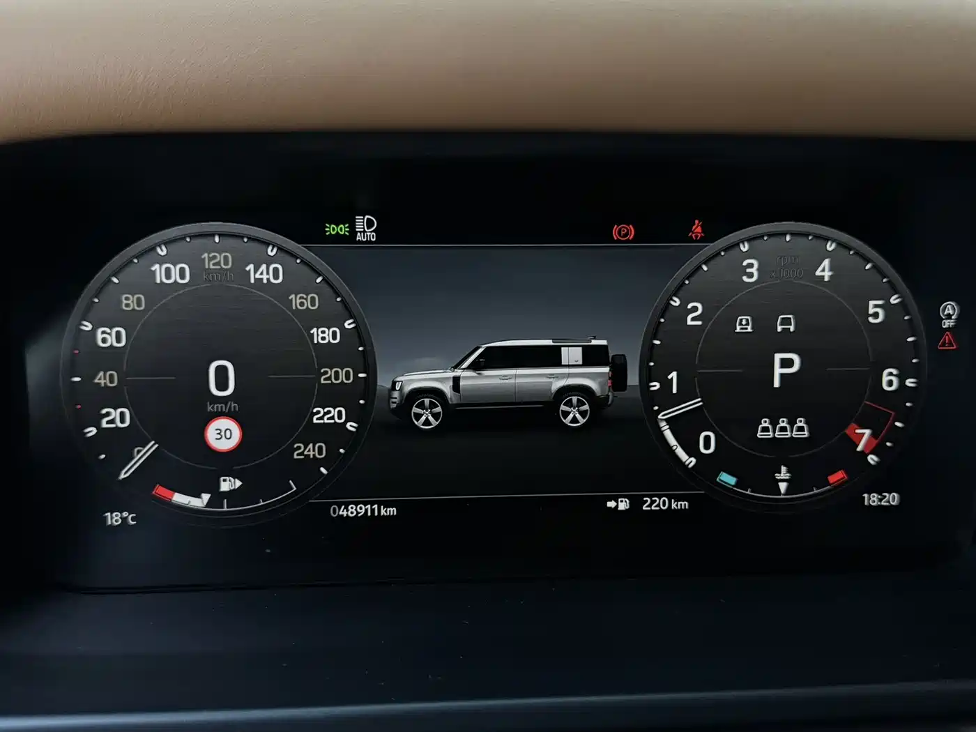 Land Rover Defender 2023 Model 110 3.0T P400 X-DYNAMIC HSE фото 13