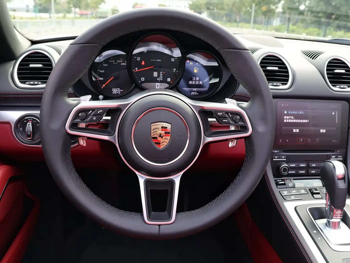 Porsche 718 2022 Boxster T 2.0T фото 7