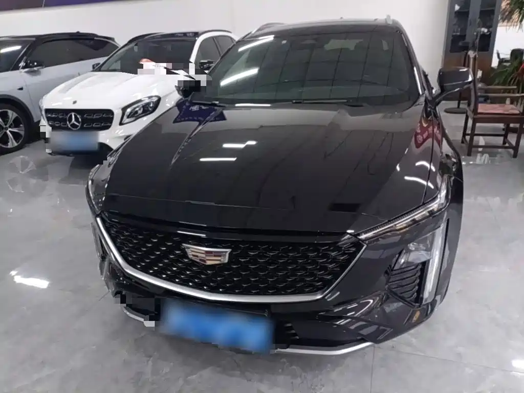 Cadillac GT4 2023 2023 25T Luxury Edition