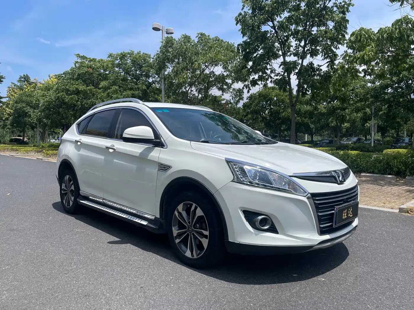 Luxgen U6 SUV 2014 2014 1.8T Fashion