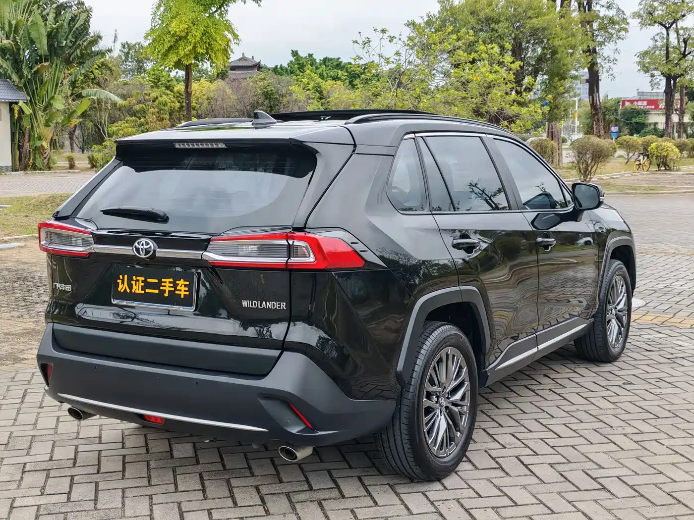 Toyota Wildlander 2024 2.0L CVT 2WD Luxury PLUS Edition фото 5