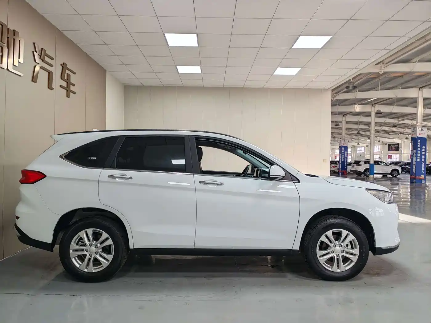 Haval M6 2024 2023 PLUS 1.5T Manual Elite Smart Connect