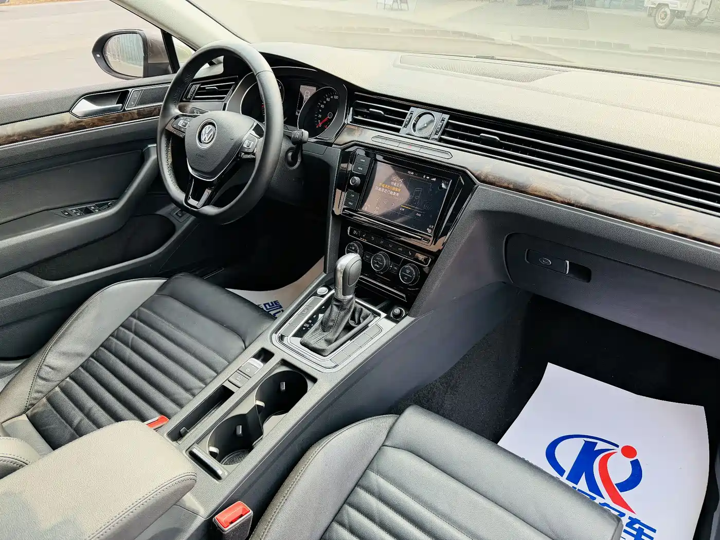 Volkswagen Magotan 2019 330TSI DSG Luxury Class China VI фото 11