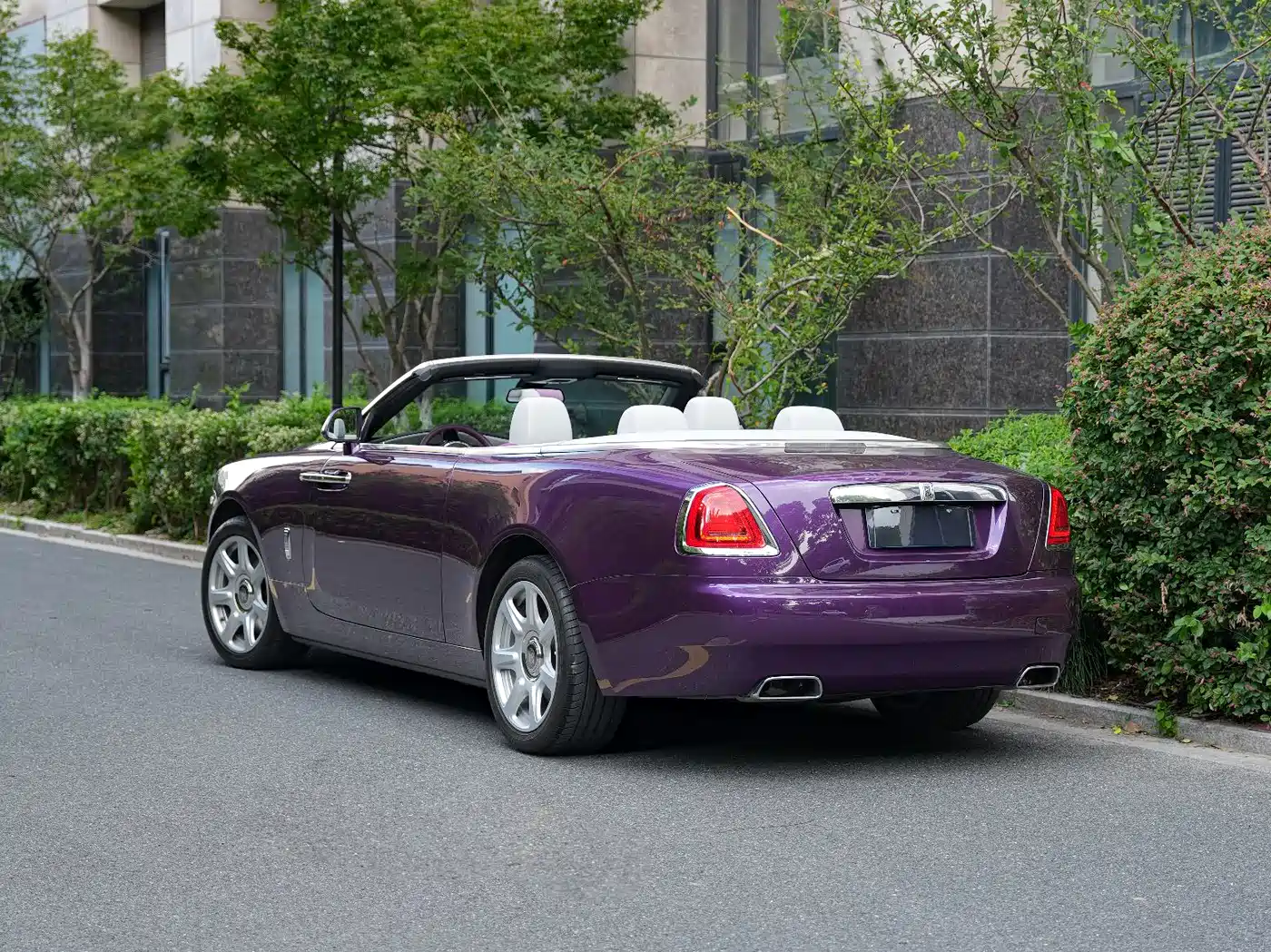 Rolls-Royce Dawn 2020 2018 6.6T Standard