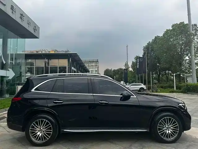 Mercedes-Benz GLC 2023 GLC 300 L 4MATIC Dynamic 7-Seater — фото 5