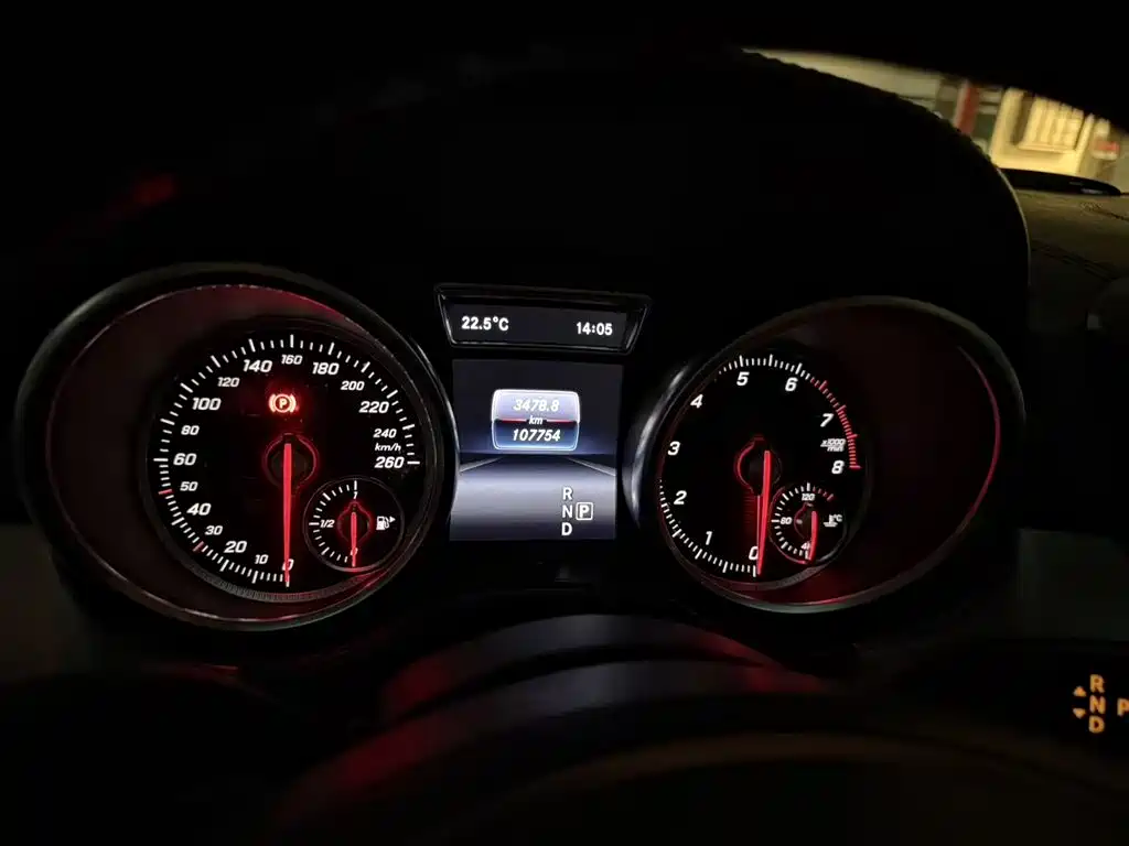 Mercedes-Benz GLE Coupe 2015 GLE 320 4MATIC Coupe SUV фото 6