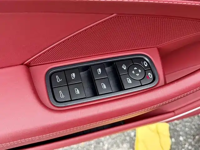 Porsche Panamera 2023 Panamera 4 Executive Long Wheelbase 2.9T фото 3