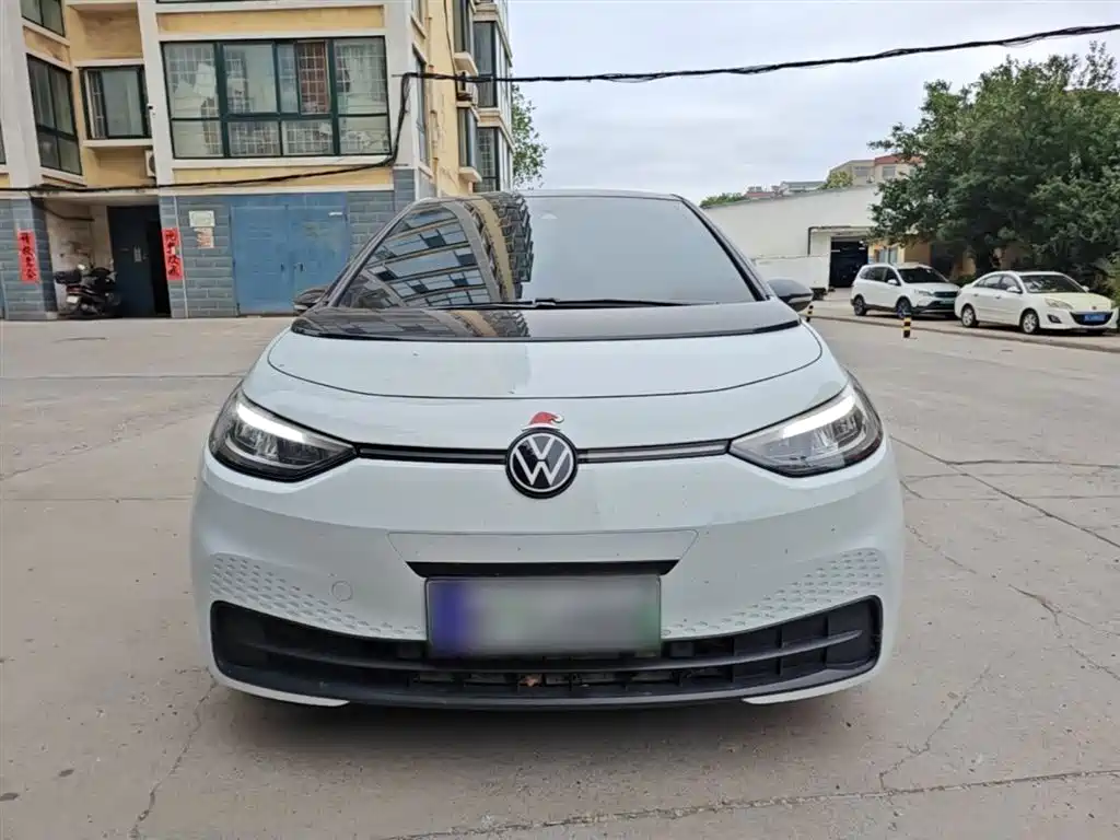 Volkswagen ID.3 2023 Upgraded Pure Intelligence Edition фото 3