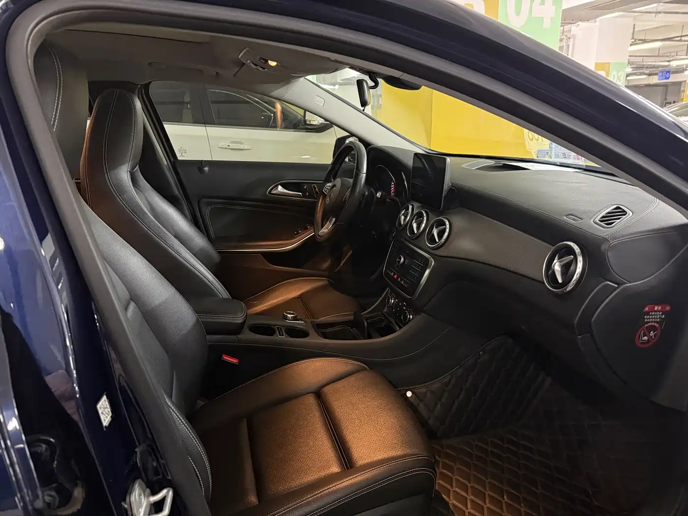 Mercedes-Benz GLA 2016 GLA 200 Dynamic фото 9