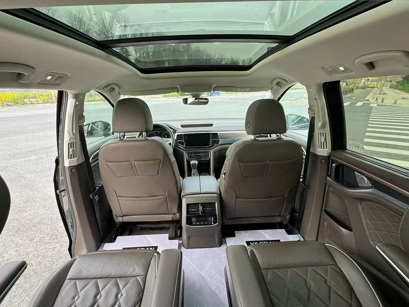 Volkswagen Viloran 2020 380TSI Flagship Edition фото 4