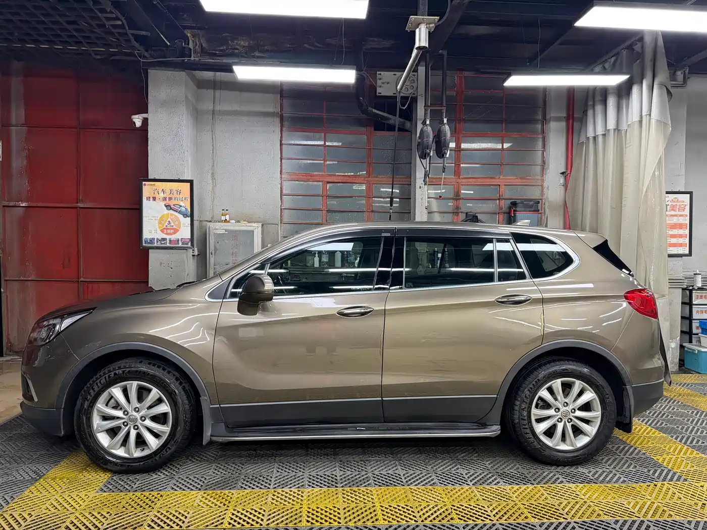 Buick Envision Plus 2017 28T AWD Elite фото 3
