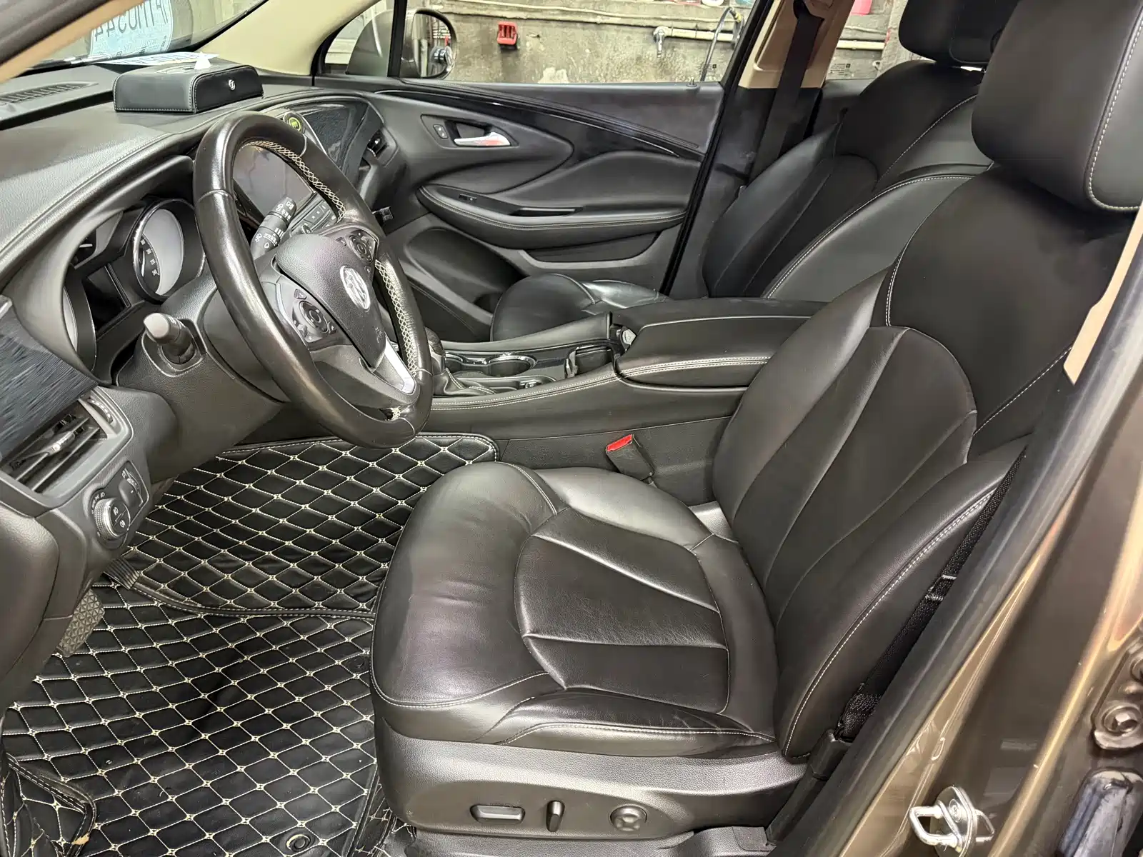 Фото 6 - Buick Envision Plus