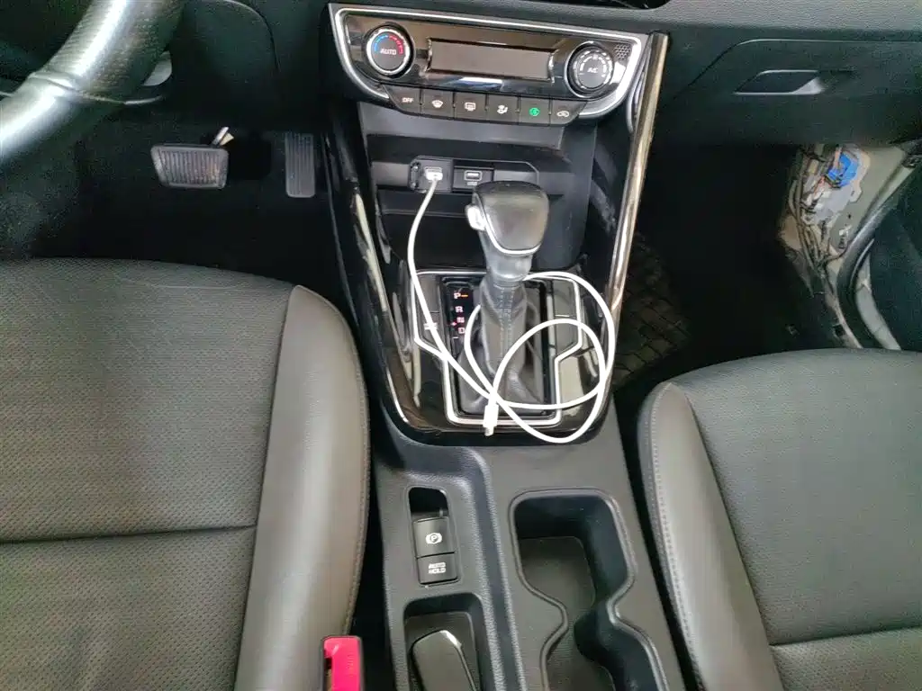 Kia Sportage 2018 2.0L Automatic Smart Luxury (China V) фото 14