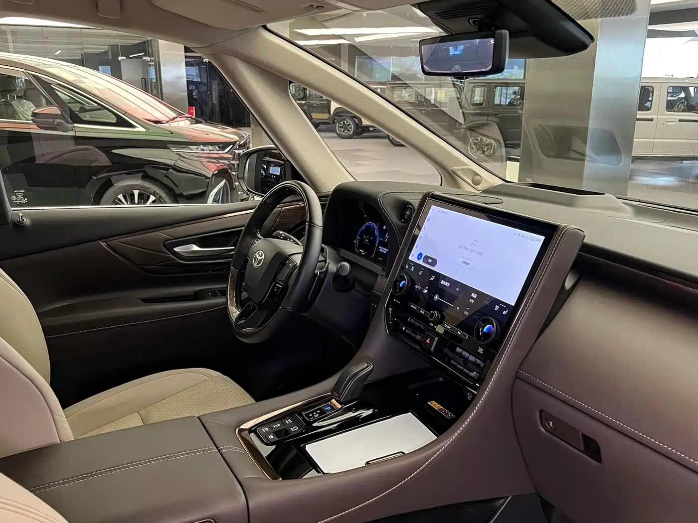TOYOTA ELFA