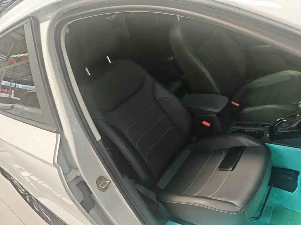 Jetta VS7 2021 2021 Panda Edition 1.4T Auto Deluxe