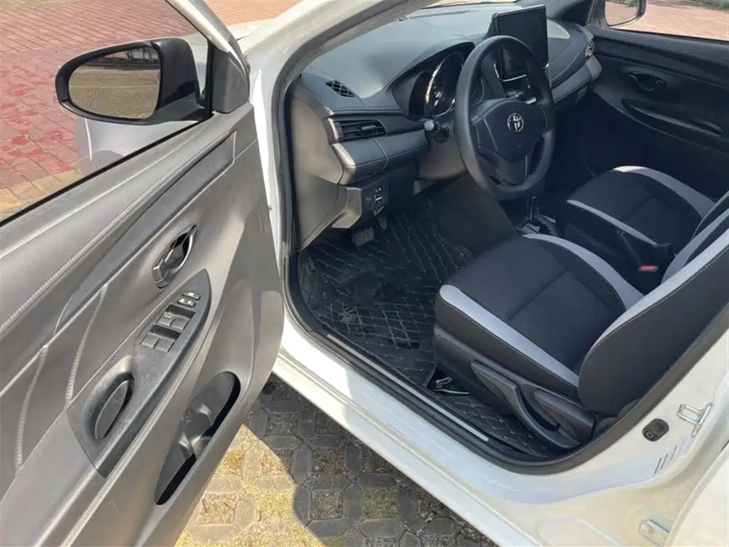 Toyota YARiS L Zhi Xuan 2020 1.5L CVT Leading Edition фото 13