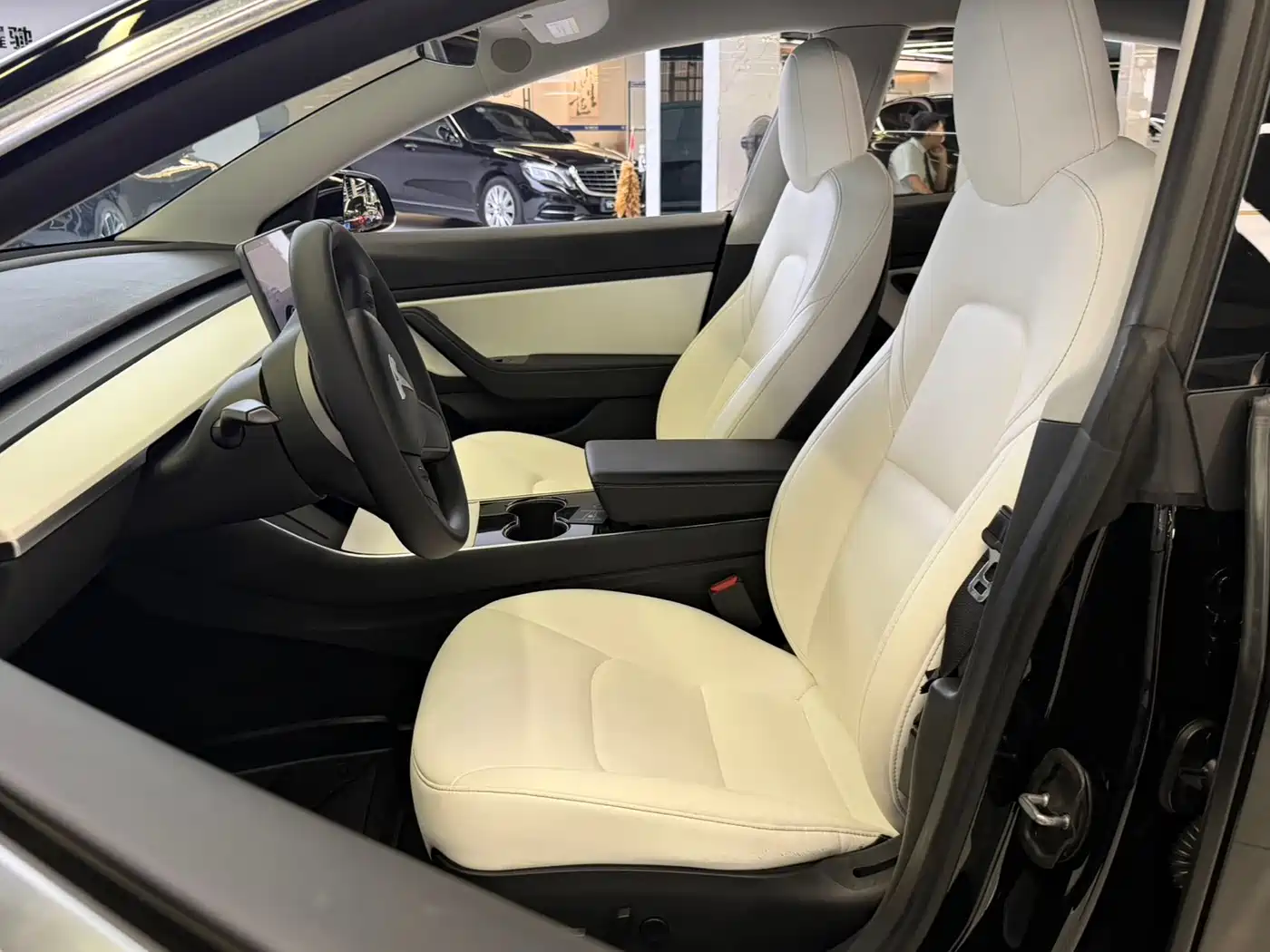 Tesla Model 3 2020 2020 Standard Range Rear-Wheel Drive Upgrade